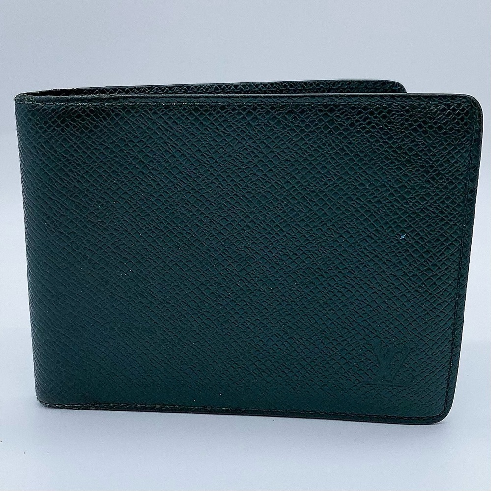 Louis Vuitton Six-Cards Bifold Pebbled Leather Wallet in Dark Green - Picture 2 of 14